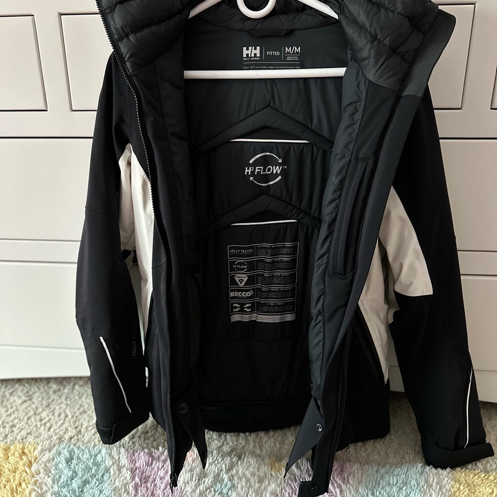 Helly Hansen Saint Ski Jacket-Medium - image 3